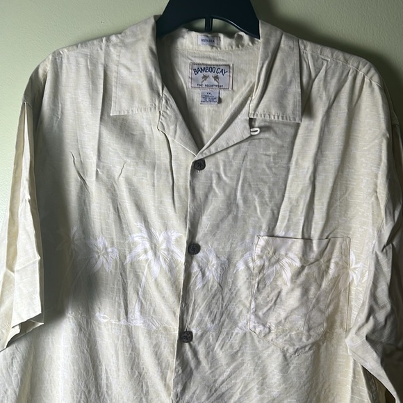 BAMBOO CAY  Cream Casual Button Down Shirt 💯 percent silk.wedding, dressing. - Picture 2 of 4